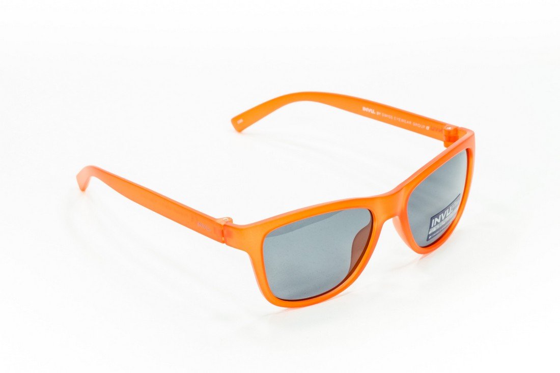 Солнцезащитные очки  Invu K2815L (+) 4-7 - 2